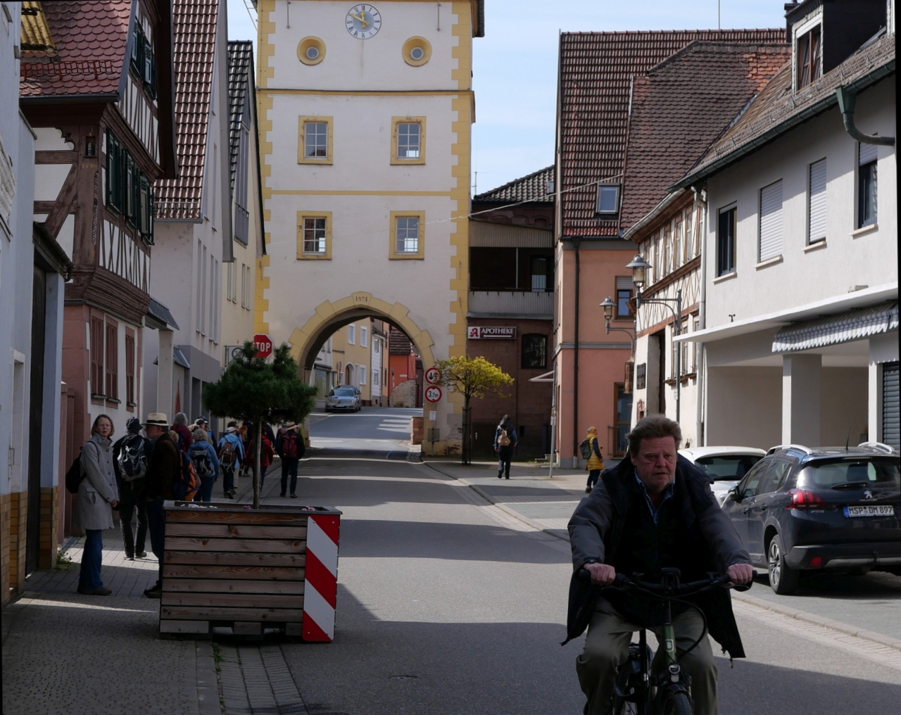 Wo die Seele Flügel findet - Reihe GangART - Foto von Georg Magirius - Stadttor Zellingen