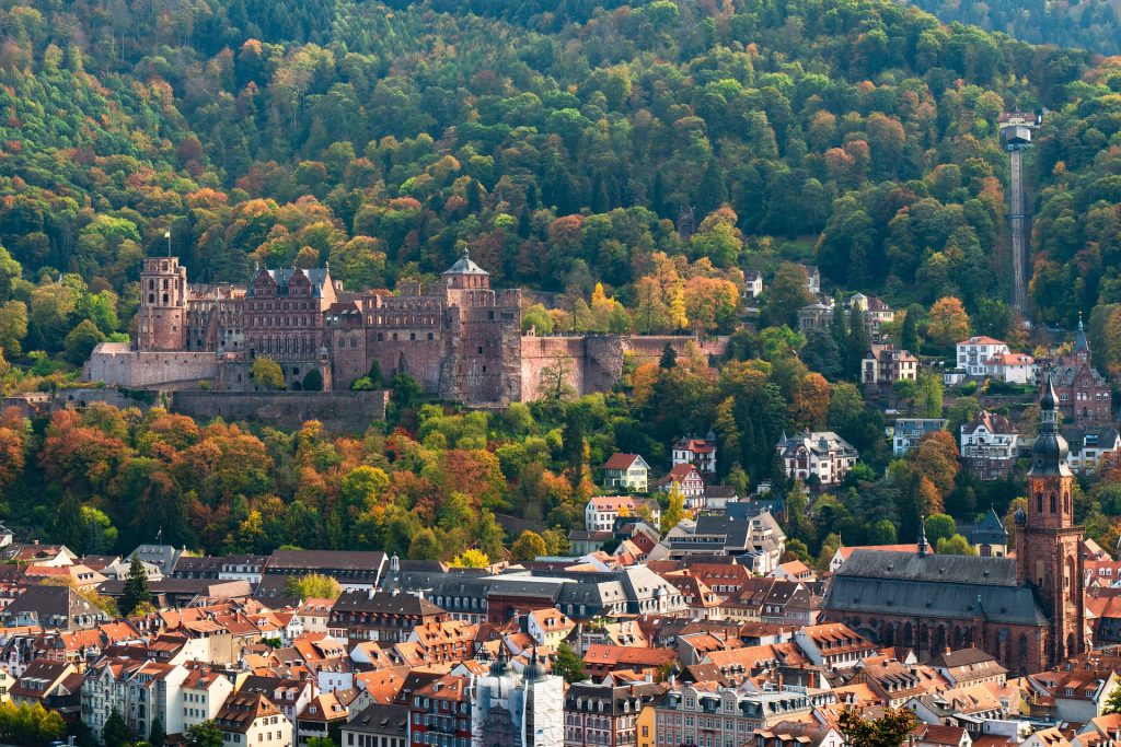 Spiritueller Durchbruch in Heidelberg - Ansicht Heildeslbergs vom Philosophenweg