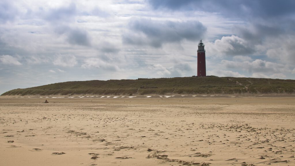 Ferieninsel Texel mit Leuchtturm. Einer der drei Reisetipps von Gabriele Wohmann.  