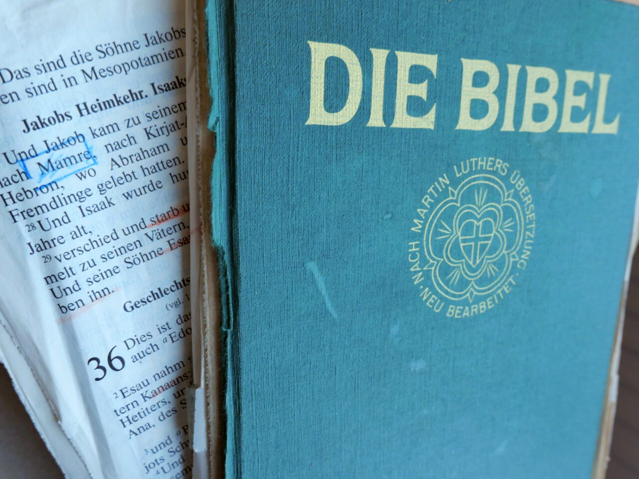 Die Bibel spricht an