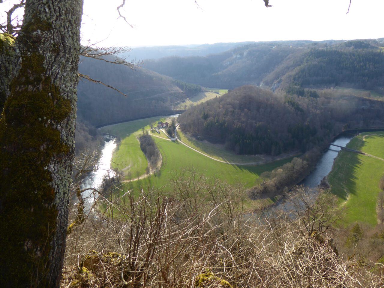 Blich von Burg Wildenstein ins Donautal - ein Schauplatz der Sendung "Die Geburt der Sehnsucht" über Arnold Stadler