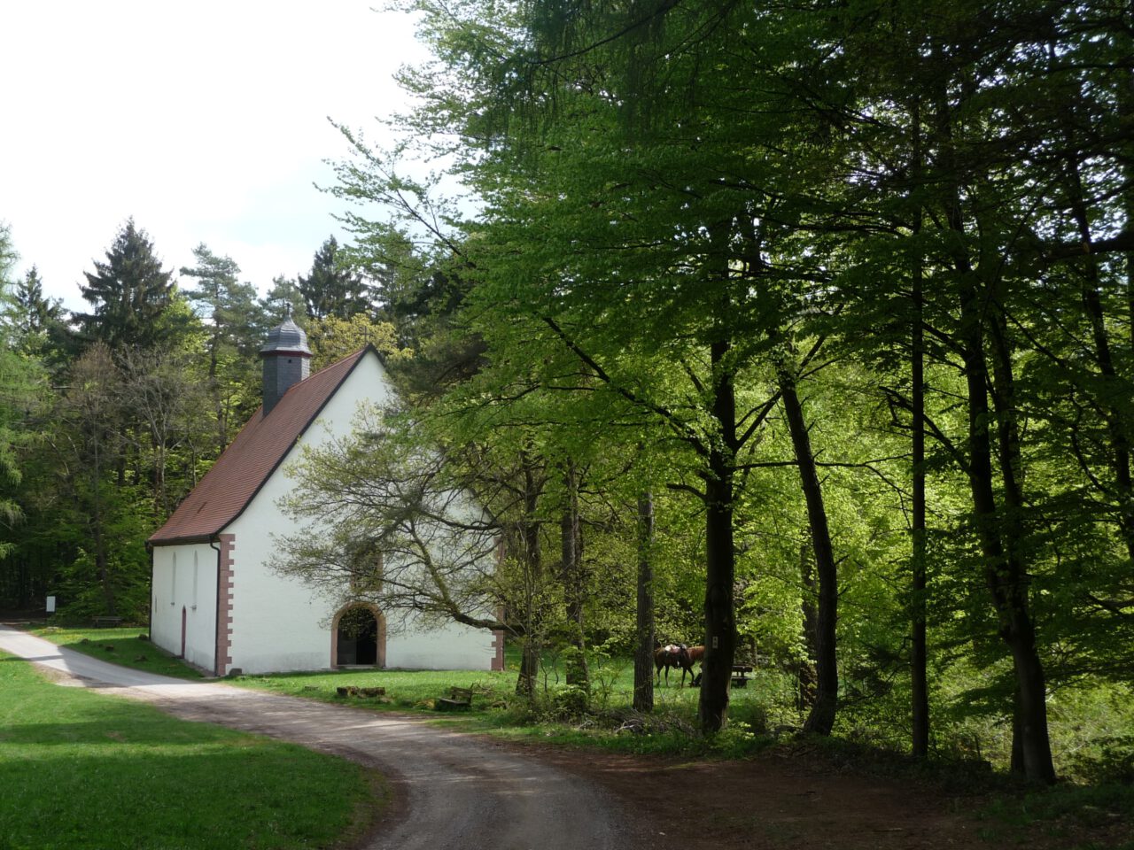 Mit Fragen leben - Kreuzkapelle Frammersbach